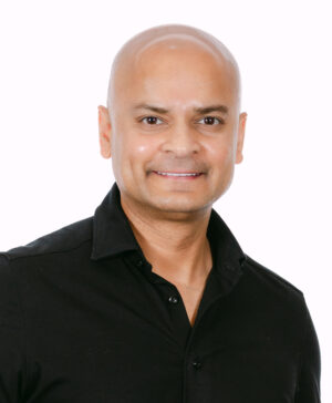 A headshot of Robin Singh